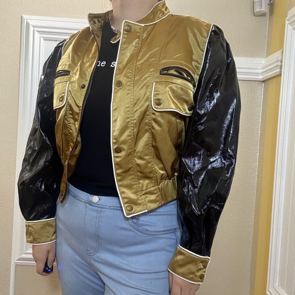 Stylish Gold and Black Bomber Jacket - Picture 2 of 7